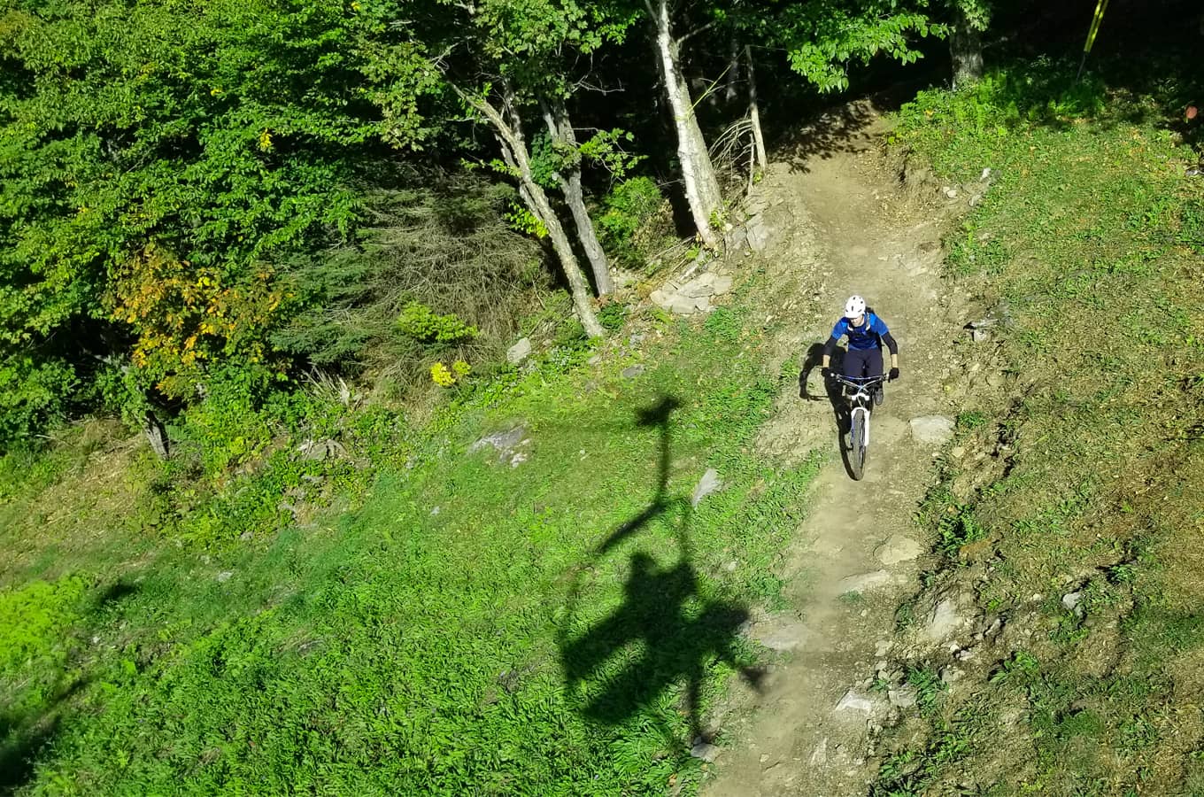 Vue aérienne de vélo de montagne